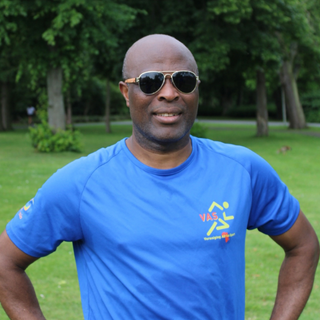 Blauw en Geel Eenvoudig Professionele Instagram Profielfoto (4)