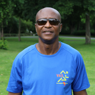 Blauw en Geel Eenvoudig Professionele Instagram Profielfoto (6)